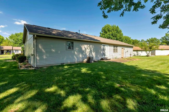 1202 S Hadfield St, House other with 3 bedrooms, 2 bathrooms and null parking in Marion IL | Image 20