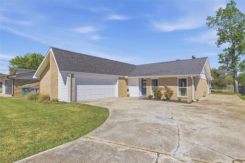 2309 Saint Francis St, Sulphur, LA, 70663-7234 | Card Image