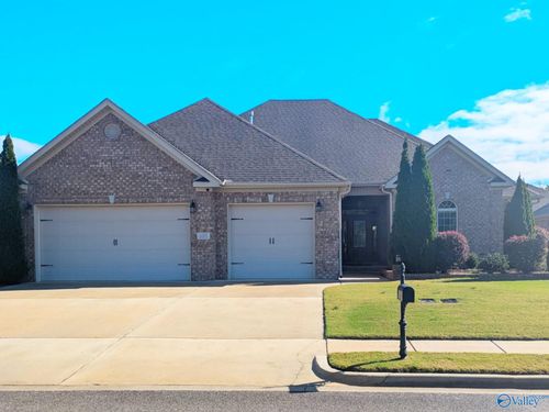 105 Middy Ln, Madison, AL, 35756-6201 | Card Image