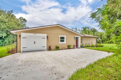 5762 Sheryl Anita St, Oviedo, FL, 32765-8329 | Card Image
