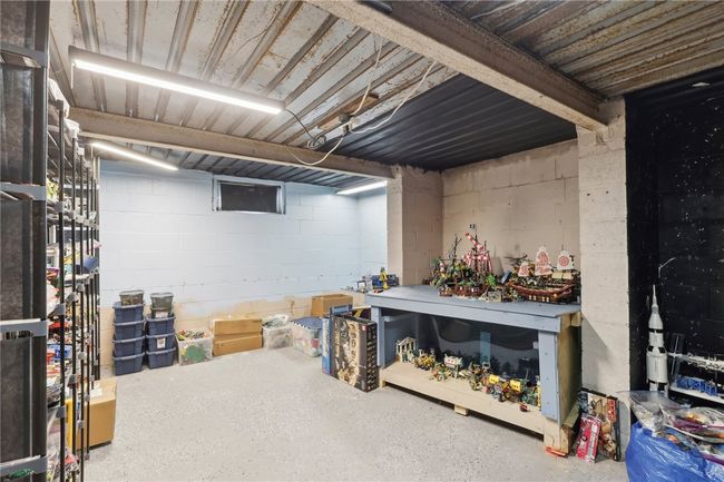 378 Mingo Church Rd, House other with 3 bedrooms, 3 bathrooms and 1 parking in Finleyville PA | Image 38