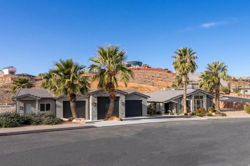 1297 W Lions Head Dr, Washington, UT, 84780-8425 | Card Image