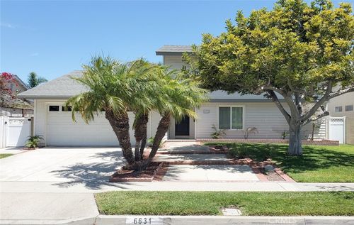 6631 Wrenfield Dr, Huntington Beach, CA, 92647-5651 | Card Image