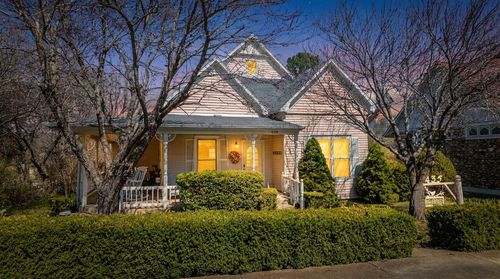435 Main St, Mammoth Spring, AR, 72554-8800 | Card Image