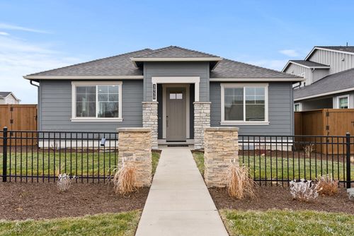 3809 Ne Oakside Loop, Bend, OR, 97701 | Card Image