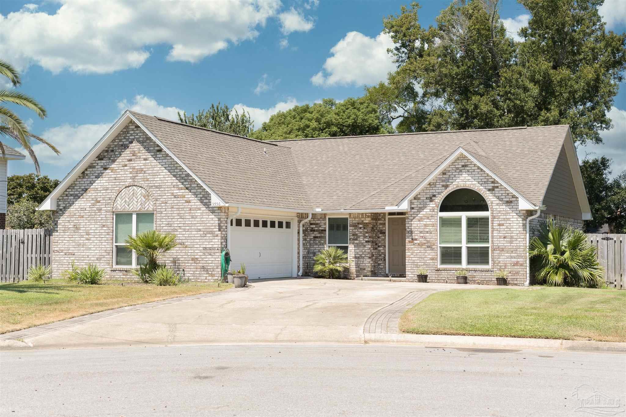 Riddick Dr, Pensacola, FL 32504