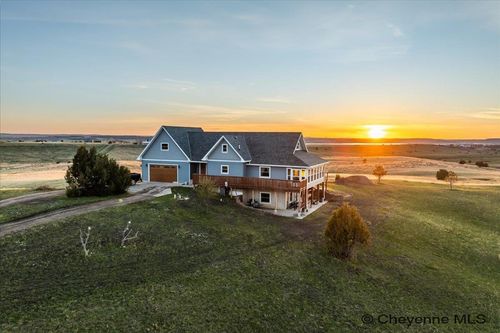 63 Happy Cabin Rd, Moorcroft, WY, 82721-9817 | Card Image