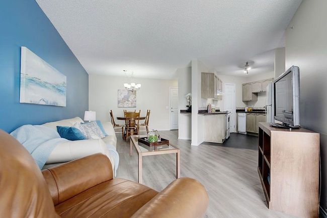 305 - 3 Somervale View Sw, Home with 2 bedrooms, 1 bathrooms and 1 parking in Calgary AB | Image 13