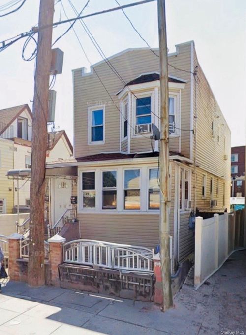9812 38th Ave, Corona, NY, 11368-2134 | Card Image