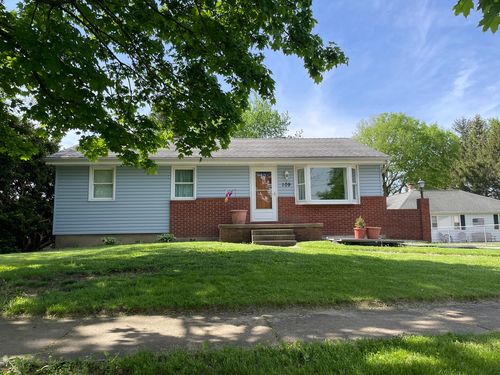 109 W Ash St, Bondville, IL, 61815-3400 | Card Image