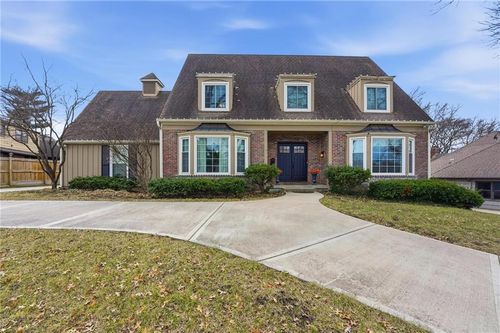 11420 Holly Ct, Kansas City, MO, 64114-5261 | Card Image