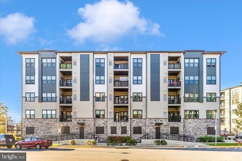 3j-12865 Mosaic Park Way, HERNDON, VA, 20171 | Card Image