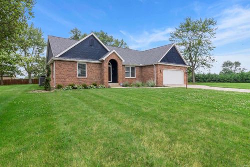 253 W Jefferson St, Upland, IN, 46989-9021 | Card Image