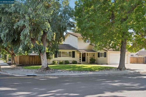 3485 Peachwillow Ln, Walnut Creek, CA, 94598-1741 | Card Image