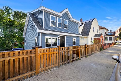 18 Derne St, Everett, MA, 02149-3709 | Card Image