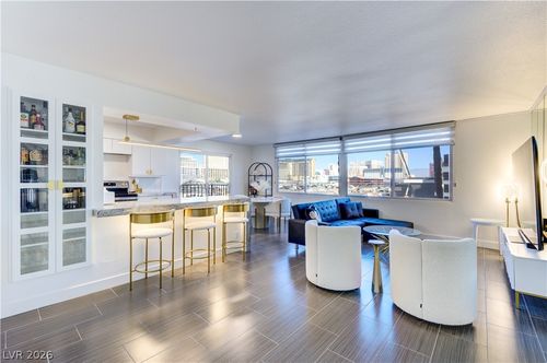 406-205 E Harmon Ave, Las Vegas, NV, 89169-6468 | Card Image