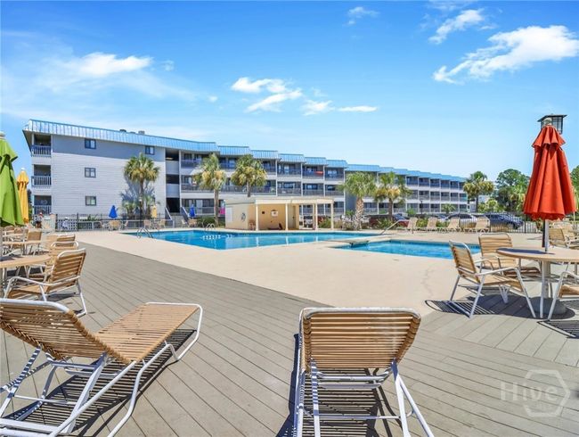 Savannah Beach & Racquet Club Pool | Image 45