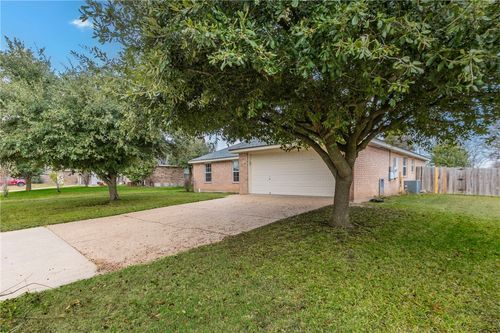 4213 Larry Don Lane, Waco, TX, 76708 | Card Image