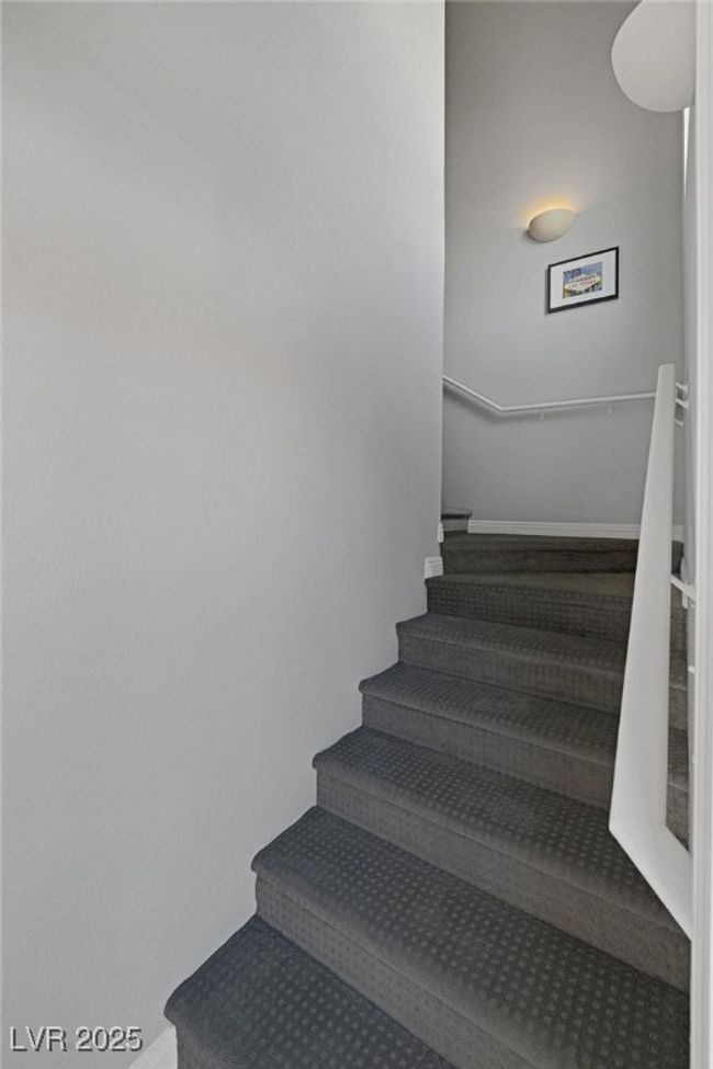 Stairway with baseboards | Image 4