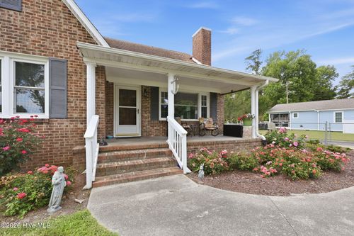 534 Gillikin Rd, Beaufort, NC, 28516-7105 | Card Image