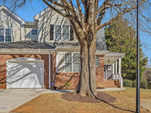 7634 Astoria Place, Raleigh, NC, 27612 | Card Image