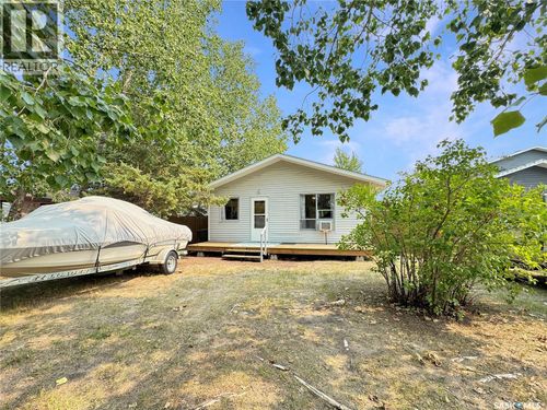 9132 Donald Cres, Cochin, SK, S0M0L0 | Card Image