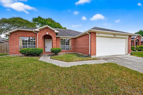 8827 Boulder Springs Dr, Houston, TX, 77083-5748 | Card Image