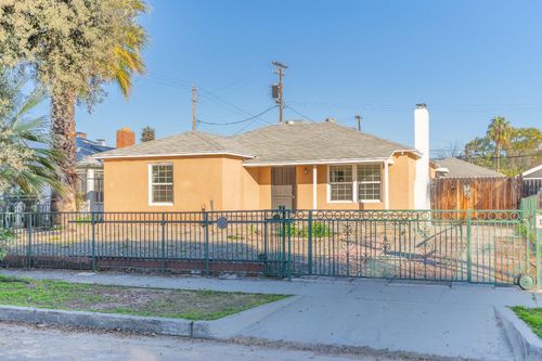 1584 N Carruth Ave, Fresno, CA, 93728-1416 | Card Image