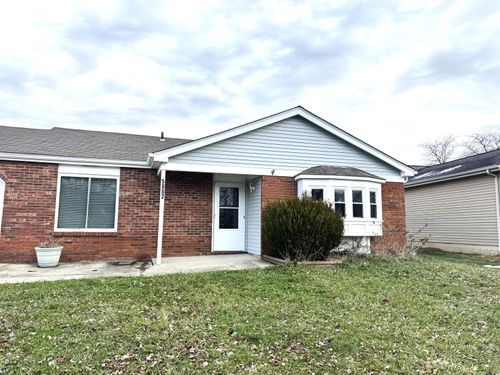 5882 Starcrest Dr, Galloway, OH, 43119-9052 | Card Image