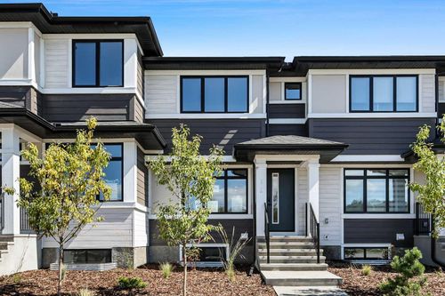 902 Wolf Willow Boulevard Se, Calgary, AB, T2X5R7 | Card Image