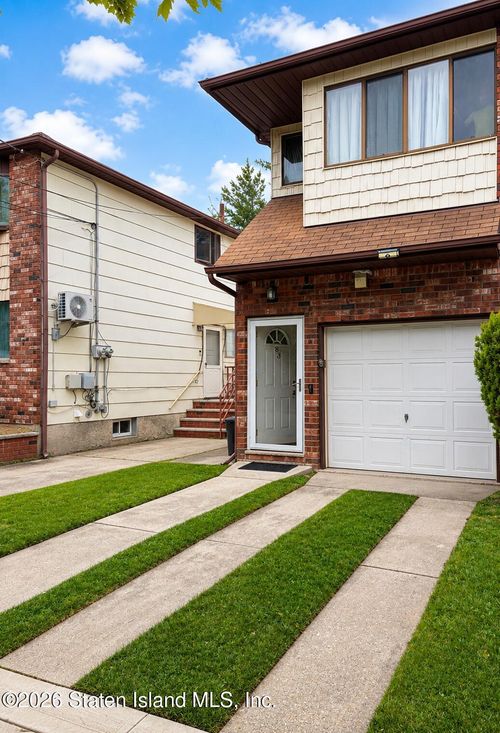 83 Wilson Avenue, Staten Island, NY, 10308 | Card Image