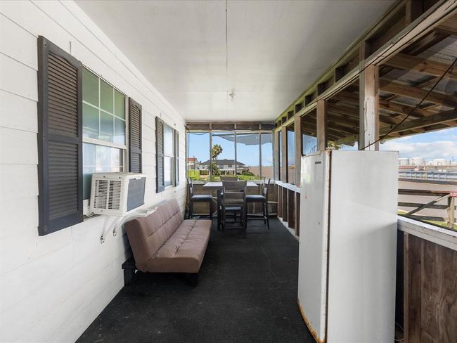 1134 Canal Dr, House other with 3 bedrooms, 4 bathrooms and null parking in Surfside Beach TX | Image 28