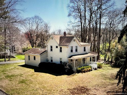 4 Sandhage Dr, Pearl River, NY, 10965-1628 | Card Image