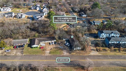 2016 N Gregg Ave, Fayetteville, AR, 72703-2427 | Card Image