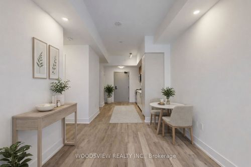 533-2075 King Rd, King City, ON, L7B0R6 | Card Image