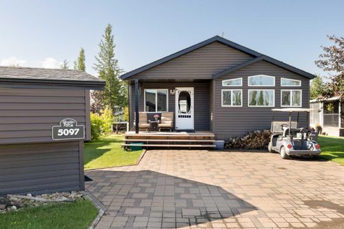 5097-35468 Range Road 30, Rural Red Deer County, AB, T4G0M3 | Card Image