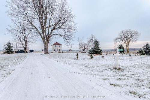 2415 Hwy 138 Highway N, North Stormont, ON, K0C1W0 | Card Image