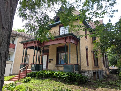 2106 Elliot Ave, Minneapolis, MN, 55404-2967 | Card Image
