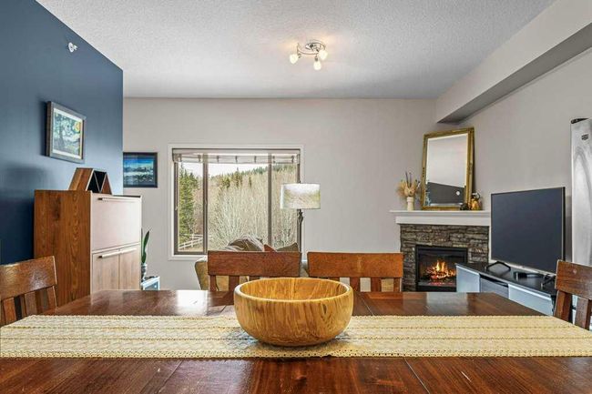 409 - 300 Palliser Lane, Home with 2 bedrooms, 2 bathrooms and 2 parking in Canmore AB | Image 5