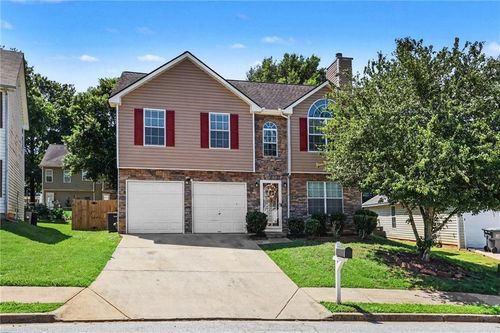 40 Greenway Dr, Covington, GA, 30016-1300 | Card Image