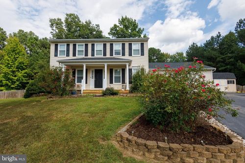4400 Caven Ct N, FREDERICKSBURG, VA, 22408-7724 | Card Image