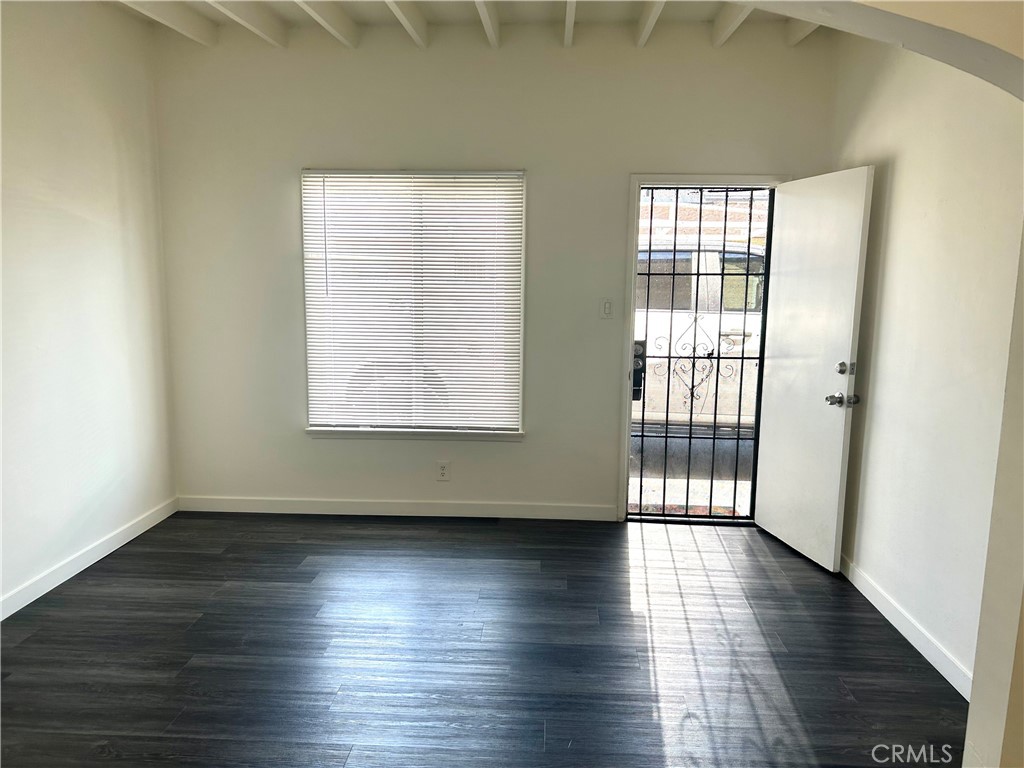 Residential Lease in Lomita 3
