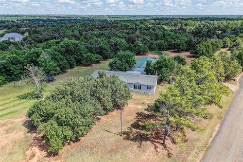11924 Bryant Ln, Guthrie, OK, 73044-7577 | Card Image