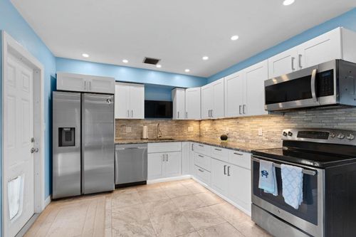 315 Sw 6th Ct, Boynton Beach, FL, 33426-4707 | Card Image