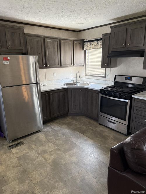 1643 Farm Ln, Reese, MI, 48757-9545 | Card Image