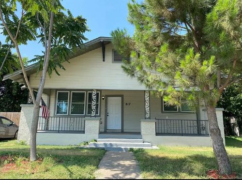 817 E Mulkey St, Fort Worth, TX, 76104-6546 | Card Image