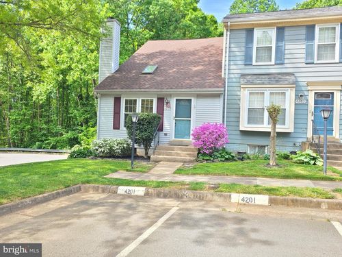 4201 Jonathan Ct, DUMFRIES, VA, 22025-1131 | Card Image
