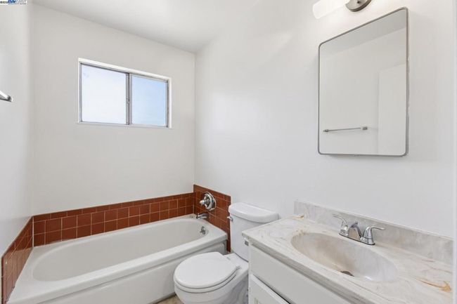 916 El Caminito, House other with 3 bedrooms, 2 bathrooms and 4 parking in Livermore CA | Image 21