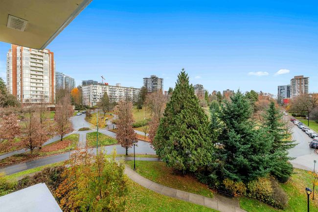 602 - 683 W Victoria Park, Condo with 1 bedrooms, 1 bathrooms and 1 parking in North Vancouver BC | Image 25