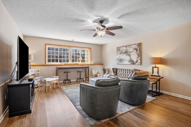50-web-or-mls-9405 Esk Ln-50.jpg | Image 24